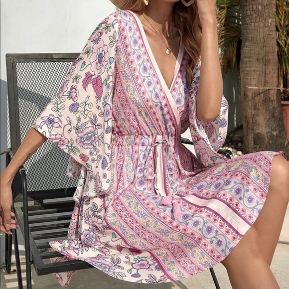 Boho floral print tie waist bell sleeve dress - Picture 3 of 6